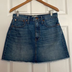 Madewell rigid denim mini skirt size 30 Frayed Hem Style K 8028
